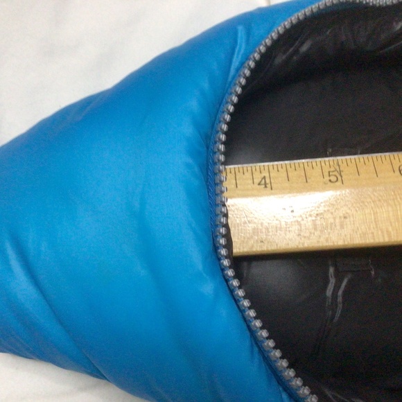 iSkin The Sling Tech Sling Crossbody Bag Marine Blue - Picture 15 of 15